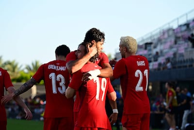 AMDEP6482. MIAMI (ESTADOS UNIDOS), 06/06/2026.- Jugadores de Turquía celebran un gol este sábado, en un partido amistoso previo al Mundial de la FIFA 2026 entre Venezuela y Turquía en el estadio Nu en Miami (EE.UU.) EFE/ Giorgio Viera