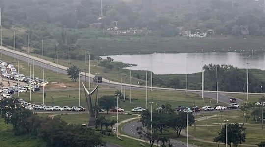 Tráfico intenso en la Costanera de Asunción debido al bloqueo por los World Skate Games Asu 2026.