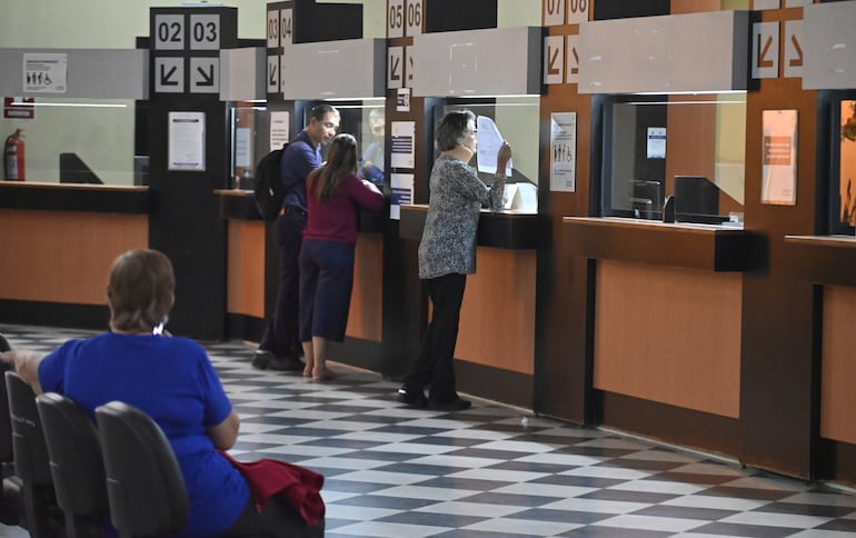 Casi 70% de contribuyentes está activo, pero 30% se halla en suspensión temporal