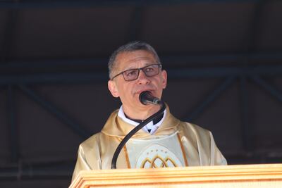 El presbítero César Nery Villagra presidió la misa en el santuario de Caacupé.