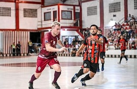 Piquete Cué (albinegro) salió victorioso del juego contra Ñemby.