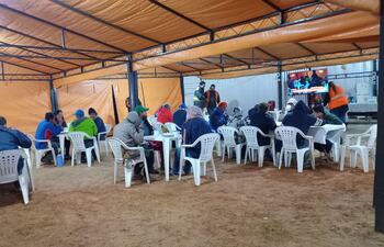 Ante las bajas temperaturas del lunes por la noche, el albergue de la SEN superó el promedio de personas que tenía.