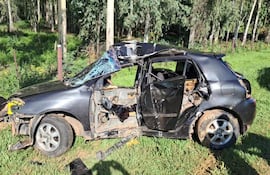 Imágenes de un accidente con derivación fatal en Pirayú, registrado este sábado 28 de diciembre.