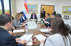 Reunión de mesa directiva de Diputados desarrollada ayer.