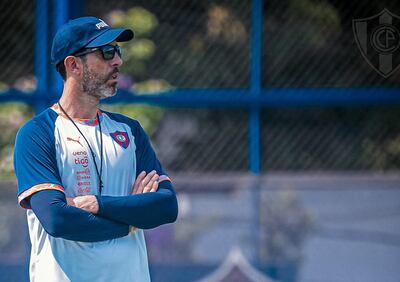 Jorge Rodrigo Bava (44 años) registra dos triunfos y un empate como técnico de  Cerro Porteño.