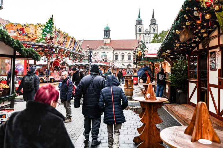 Mercadillo navideño en Magdeburgo, Alemania.