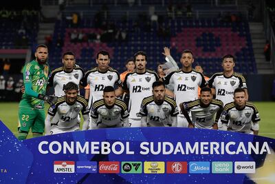 Atlético Mineiro, del defensor paraguayo Junior Alonso (capitán), parte como favorito contra Independiente del Valle al definir la serie en condición de local.