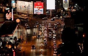 El Time Square Asunción tiene nueva imagen de la mano de Prourbe Medios.