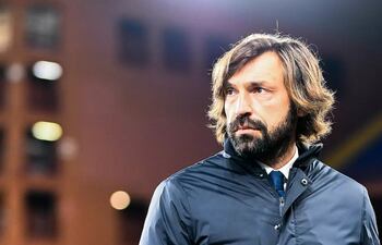 Andrea Pirlo, 43 años, vuelve a fútbol italiano.