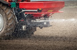 16 millones de toneladas de fertilizantes pasan por el estrecho de Ormuz