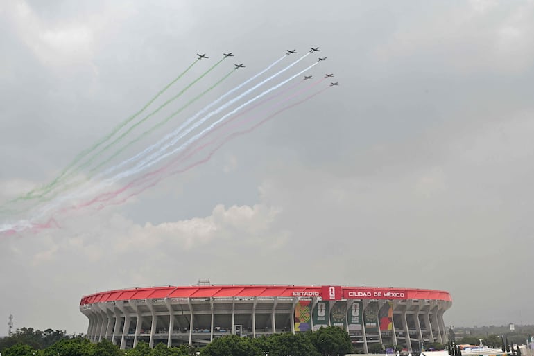 La Fuerza Aérea de México durante la inauguración del Mundial FIFA 2026.