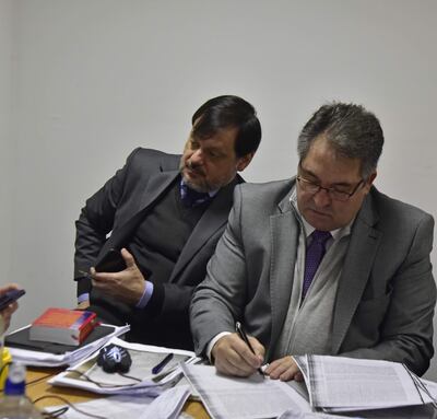 Audiencia preliminar de Édgar Alberto Melgarejo Ginard (d.), extitular de Dinac, en julio pasado. A su lado, el abogado Claudio Lovera.