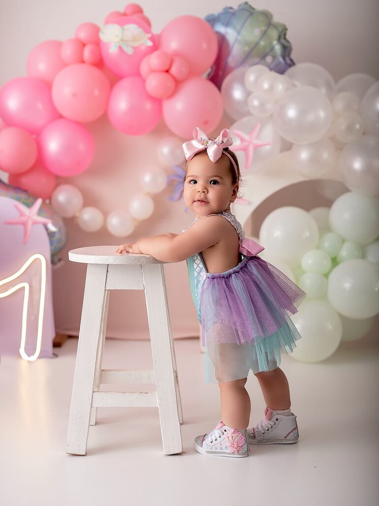 La tierna Hanna Paula hoy cumple un añito de vida y así de divina posó para la fotógrafa Araceli Lugo. (Instagram/Male González)