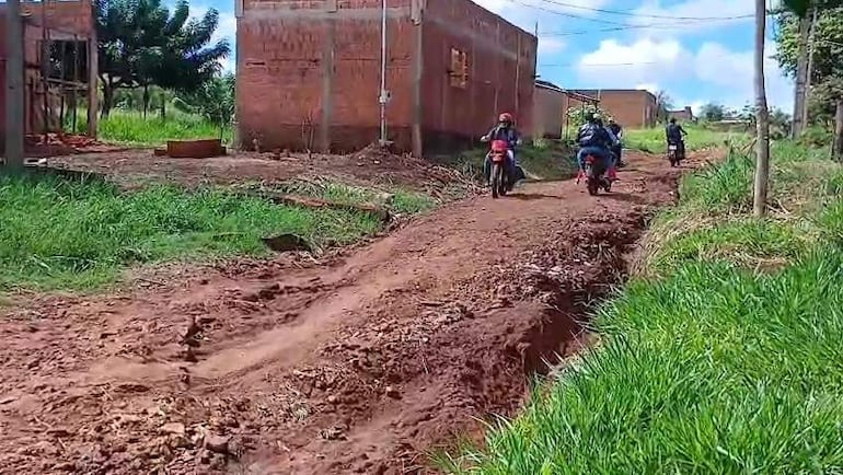 Una calle sin nombre a pocos metros de la Penitenciaría Regional de Pedro Juan Caballero.