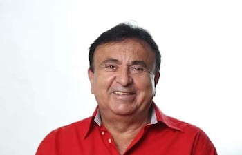 El intendente de Carapeguá, Luciano Cañete Galeano (HC).