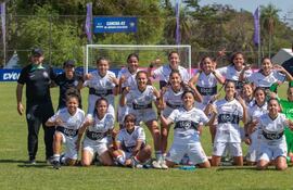 Las franjeadas lograron su primera victoria