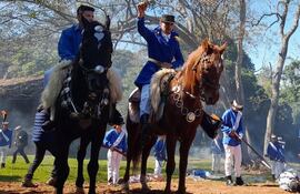 Jóvenes encarnan a personajes de la Batalla de Piribebuy.