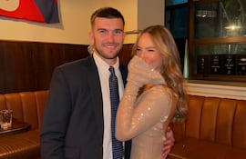 Tim Payne y su esposa Michelle Peters pronto llegarán a tierra guaraní.