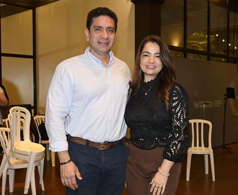 Ariel Zayas y Rossana Barreto. 