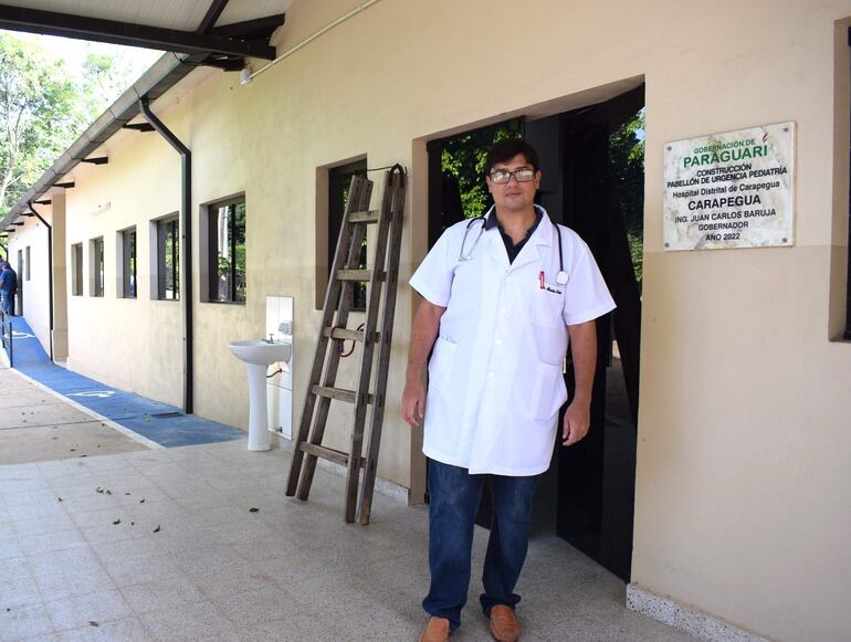El Dr. Alcides Ochoa sueña con contar con una unidad de terapia intensiva en el área de neonatología.