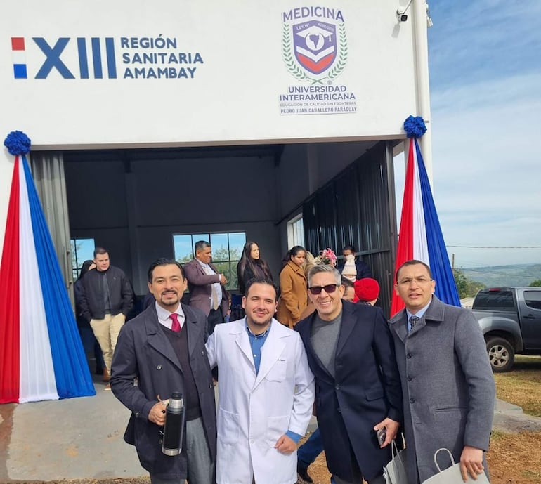 Directivos de la Universidad Interamericana valoran la apuesta de la institución en formar profesionales preparados para los desafíos de la salud.