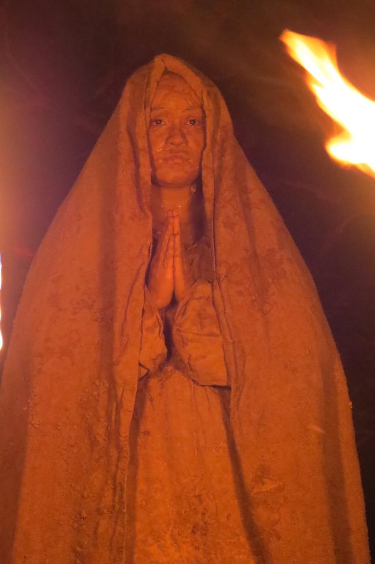 Los actores logran sorprender al público en cada puesta en escena.