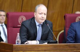 Carlos Fernández Valdovinos, ministro de Economía.