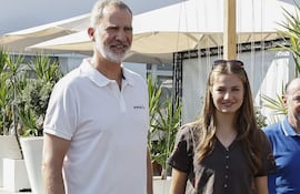 El rey Felipe VI y la princesa Leonor, a su llegada al Club Náutico de Palma donde se celebraba la última etapa de la Copa del Rey.