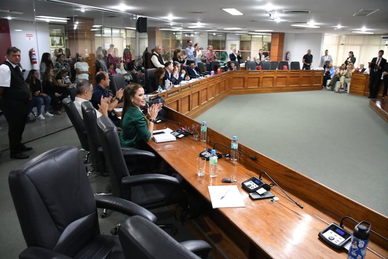 Costanera de Asunción: Junta avaló polémico “regalo” de tierras para Eco Distrito