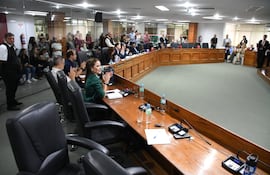 Vista del pleno de la Junta Municipal de Asunción en la sesión del pasado miércoles 25 de marzo de 2026, en la que se aprobó el asueto para mañana, miércoles.