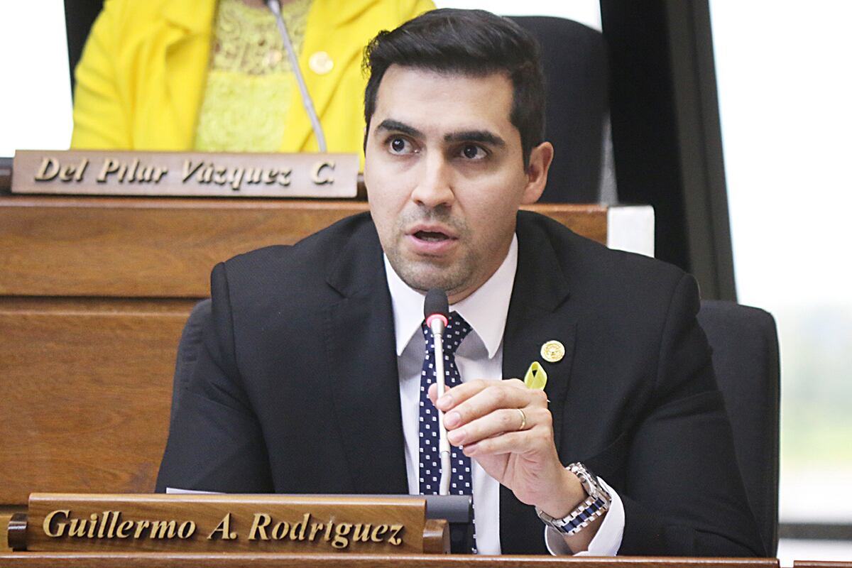 Peña suma cuatro años de mentiras, dice diputado Guillermo Rodríguez