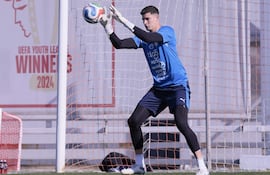 El sanlorenzano Orlando Daniel Gill Noldin (25 años) será el portero titular de Paraguay este martes ante Marruecos en Francia.