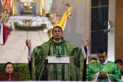 Monseñor Ricardo Valenzuela instó a mantener la fe.