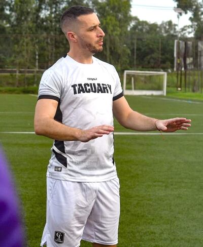 Marcelo José Palau (38 años), director técnico de Tacuary.