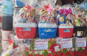 Las canastas navideñas se encuentran entre los productos más buscados para Navidad.