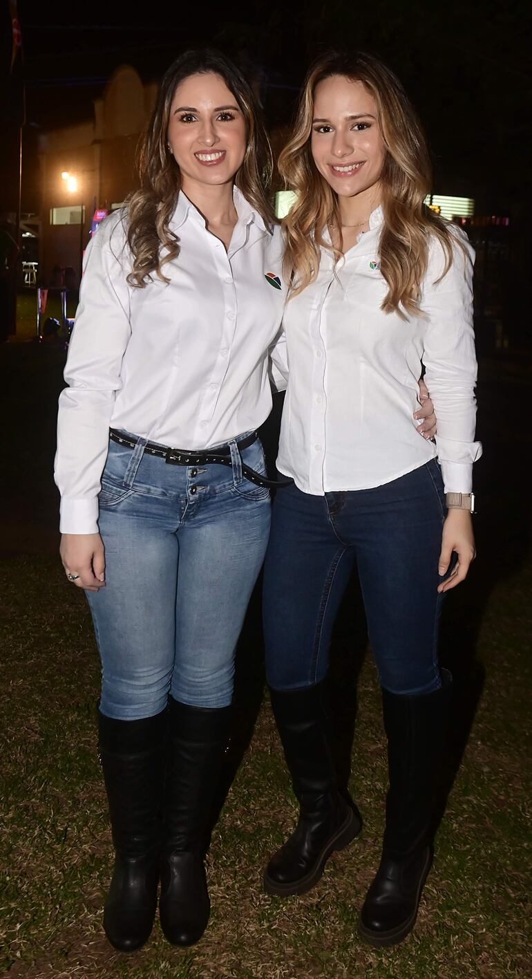 Marlene Meaurio y Belén Martino.
