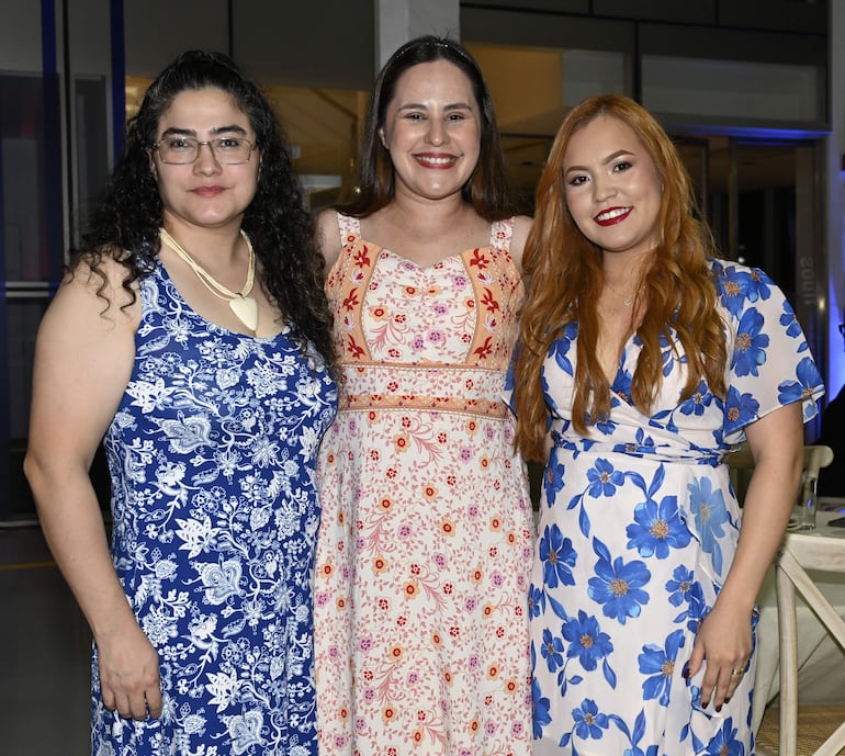 Gloria Báez, Patricia Acosta y Ana Laura Cañete. 