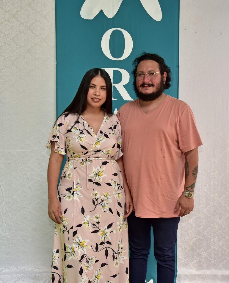 Sibel Rodríguez y Juniors Andreola.