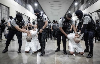 El centro de detención conocido como CECOT, en El Salvador. (archivo)