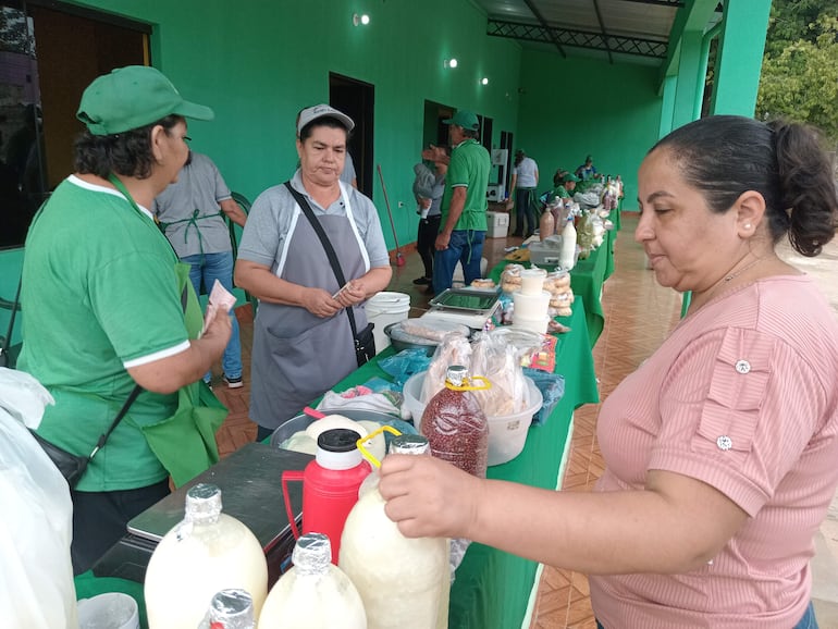 Santaní: inician ferias “Semana Santa Ra´arovo” con productos de la agricultura familiar