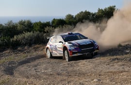 Fau Zaldívar y Marcelo Der Ohannesian (Škoda Fabia RS Rally2) intentarán escalar posiciones en la etapa de mañana.