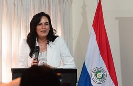 Claudia Centurión, ministra del MOPC.