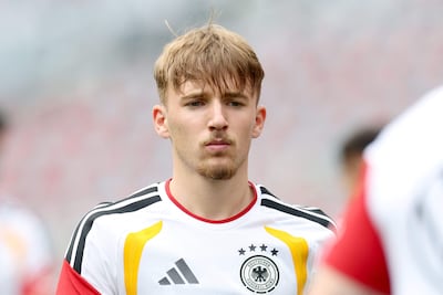 El joven Lennart Karl, de 18 años, se pierde la Copa del Mundo por lesión.