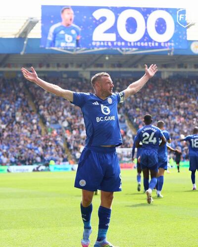 Jamie Vardy se retiró de la Premier en 500 juegos y 200 goles.