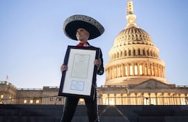 Alejandro Fernández fue homenajeado en el Capitolio de los Estados Unidos.