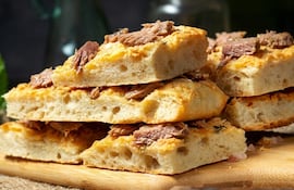 Focaccia con atún, imagen ilustrativa.
