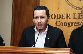 Senador Javier Vera alias Chaqueñito.