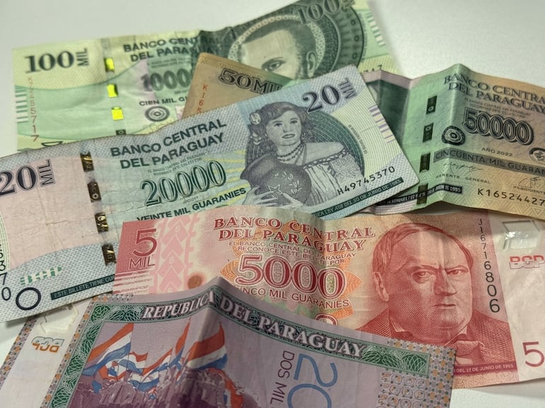 Billetes actuales de G. 100.000, 50.000, 20.000, 5.000, 2.000. Foto: ilustrativa.