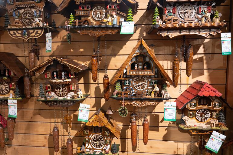 Relojes Cuckoo, Lago Titisee Neustadt, Selva Negra, Alemania.