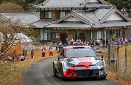 La dupla del TGR Elfyn Evans y Scott Martin se consolidaron ayer en la punta.